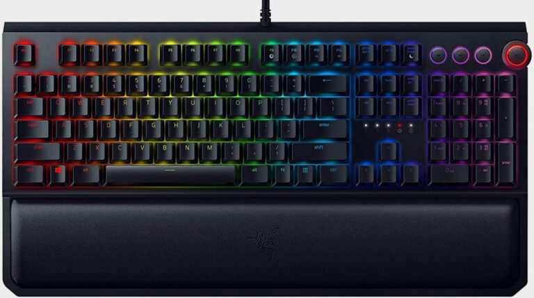 O teclado mecânico BlackWidow Elite da Razer está à venda por $100 | PC Gamer